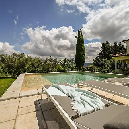 Apartment Medanni *